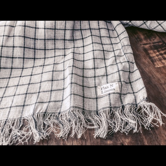 Linen tablecloth table scarf checked - Picture 5 of 6